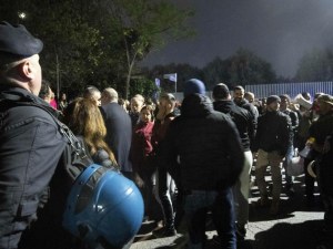 Протестиращи в Рим искат клада за ромите