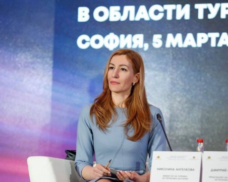 Ангелкова опроверга: Апартаментът ми е за 75 000, а не за 61 хиляди