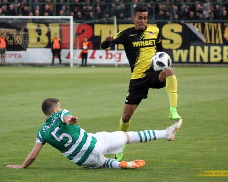 Ботев на полуфинал за Купата след драма с дузпи ВИДЕО