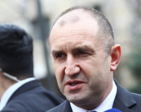 Радев отсече: Шефът на КПКОНПИ встрани, докато истината не излезе!