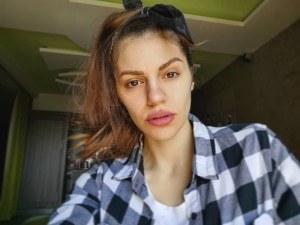Михаела Филева без грим, обвиниха я, че има хиалурон в устните