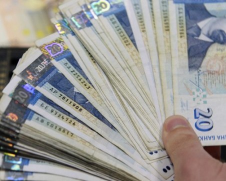 КНСБ иска 850 лева минимална заплата през 2022 г. Ще ги даде ли държавата?