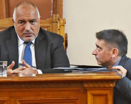 За под 10 минути – Кирилов вече е министър, пое правосъдието