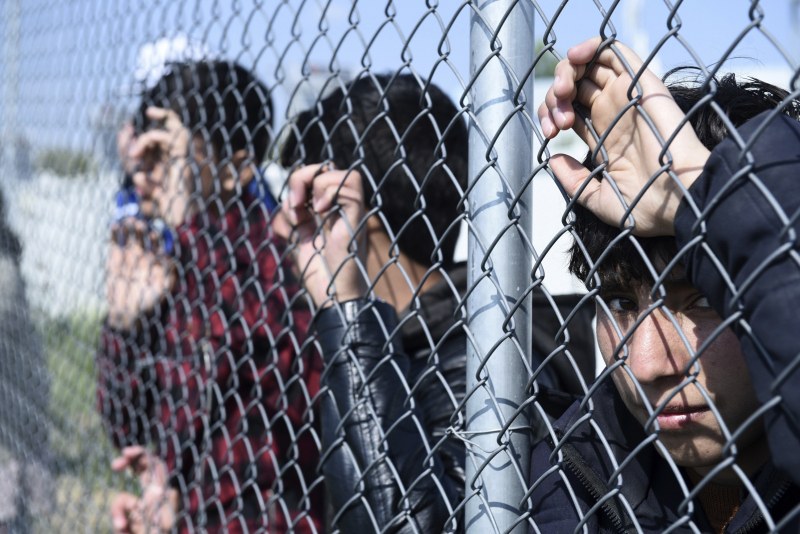 Мигрантски мъки ни налегнаха. Следим бежанците от Солун. Ще тръгнат ли? Накъде?