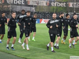 Локо брани първото място без двама контузени днес