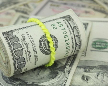 Скъп боклук! Семейство по погрешка изхвърли торба с $90 000