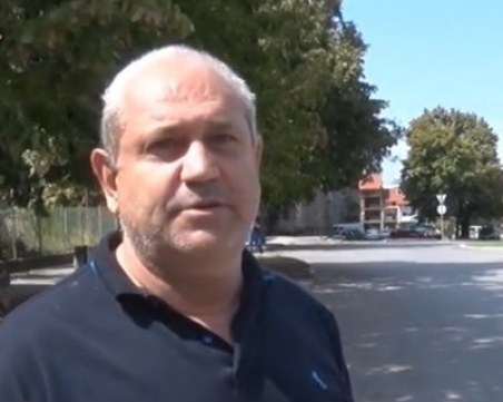 Връщат на работа полицая, уволнен за катастрофата с бащата на президента