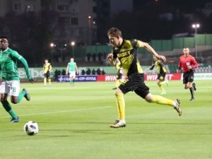 Ботев измъкна точка от Берое в шоу под Аязмото ВИДЕО