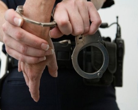 Арестуваха наркодилър в Пловдив, разпространявал хероин