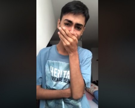 Ромът Гилберт, плачейки: Аз не съм расист, не мразя никого… Искрено се извинявам!