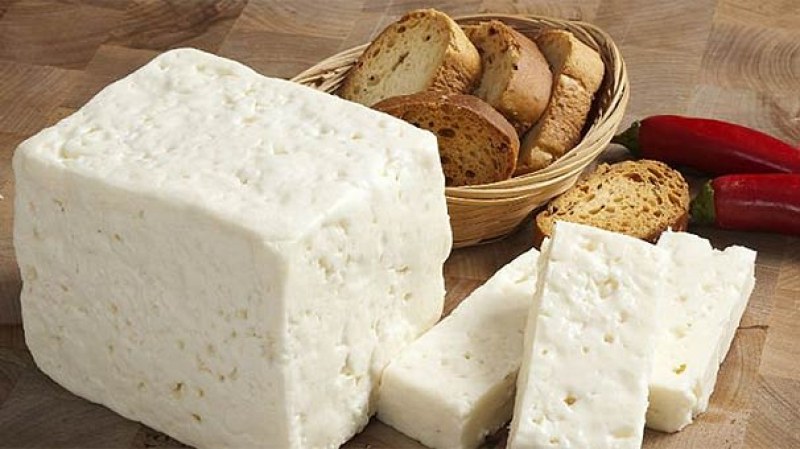 Учени съветват да хапвате повече сирене, за да контролирате кръвната захар