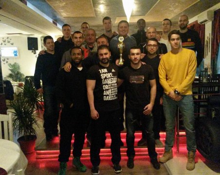 Академик Бултекс 99 поля бронза, проблеми за гостуването на шампиона