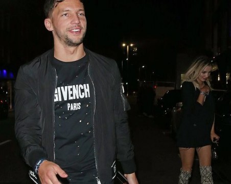 Дани Дринкуотър катастрофира - препил, но не с вода