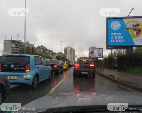 Голямо задръстване се образува в столичния ж.к. 