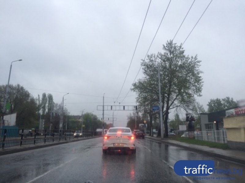 Всички светофари в Пловдив вече работят! Повредата била заради дъжда