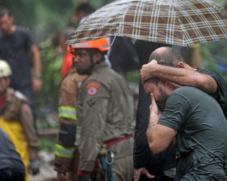 Бедствие в Рио де Жанейро! Най-малко 10 души са загинали