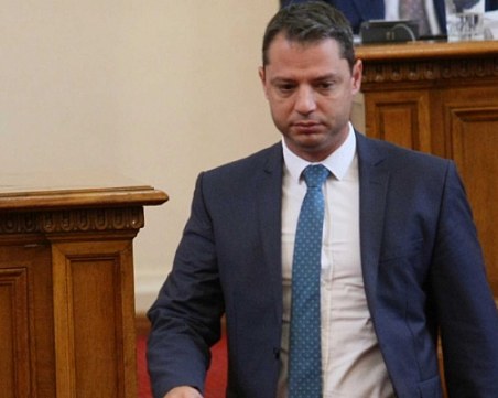 Делян Добрев: Аз имот нямам! Живея в апартамент на майка ми и то под наем