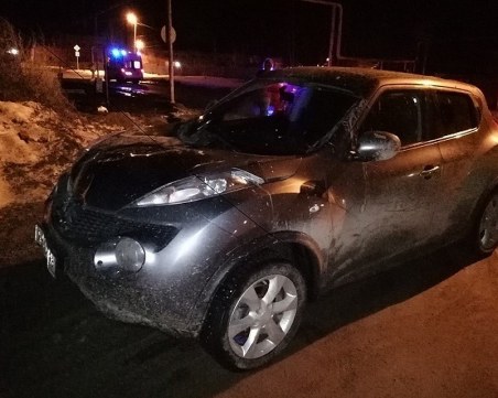 Пияна шофьорка блъсна две 17-годишни момичета, избяга, след това се върна и... прегази отново едното