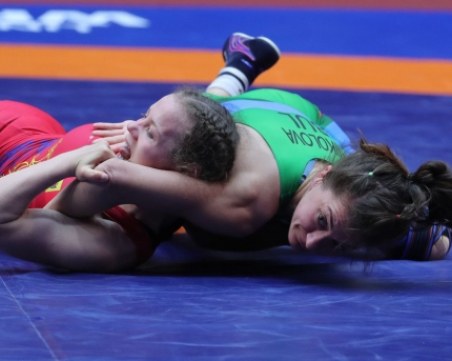 Три българки на финали на европейското по борба