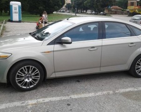 Задигнаха колата и 2 бона от дома на журналистка в София