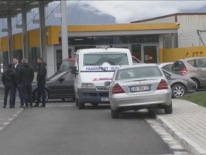 Престрелка на летище в Албания! Убиха въоръжен мъж след обир