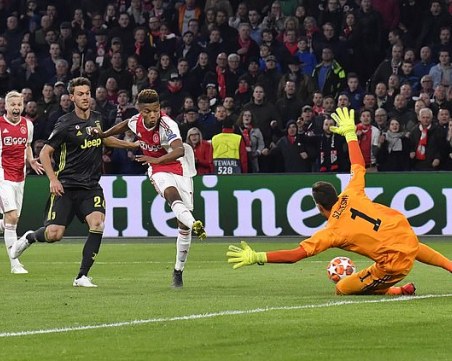 Грандовете полудяха по новата звезда на Аякс