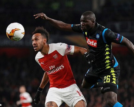 Арсенал отказа Наполи за 25 минути, топчиите взеха добър аванс