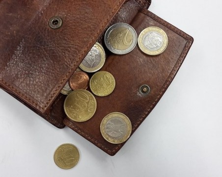 Българи и румънци на евродъното – взимаме най-малките заплати