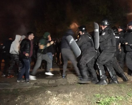 Наказват мудни полицаи в Габрово, арестували с 3 дни закъснение ромите биячи