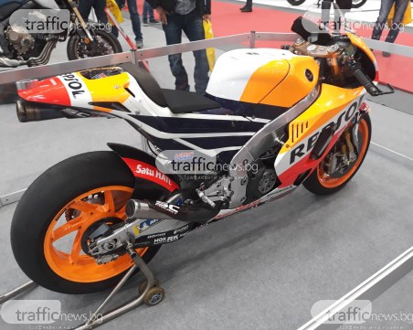 Блатечки и Луиза Григорова в захлас по моторите от Moto Expo 2019