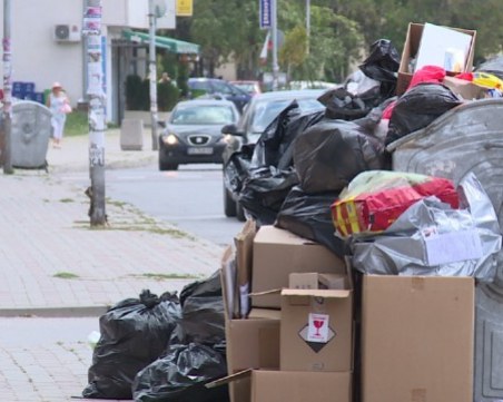 Ромско отмъщение вмирисва Габрово: Няма кой да събира боклука!