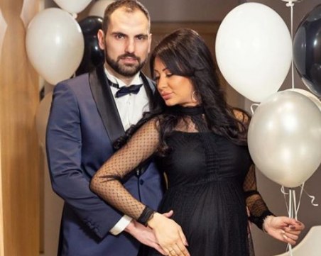 Щастие за семейство Вандеви! Роди се Йоана