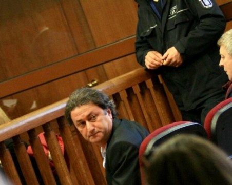 Спецсъдът отказа да отстрани от длъжност бащата на Тита