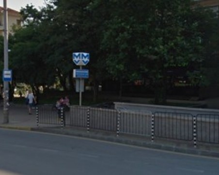 Спирка на столичното метро под блокада заради забравен багаж