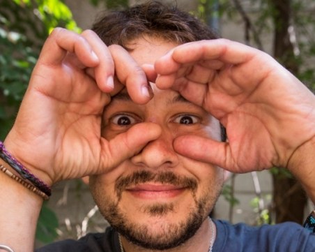 Явор си тръгна отдавна, мълчеше му се отдавна... Явор си е у дома!