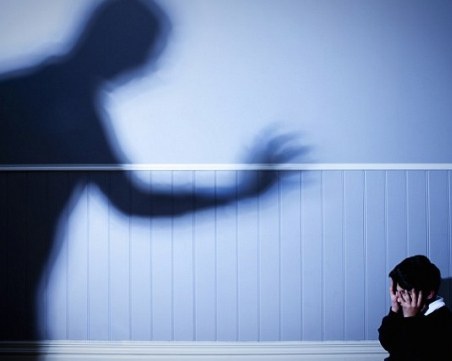 11-годишен ученик бит от преподавател в Габрово. Полицията разследва