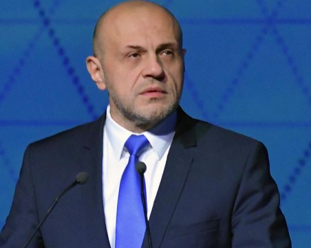 Дончев: Не съм по имотите, но не съм скаран с Цветанов