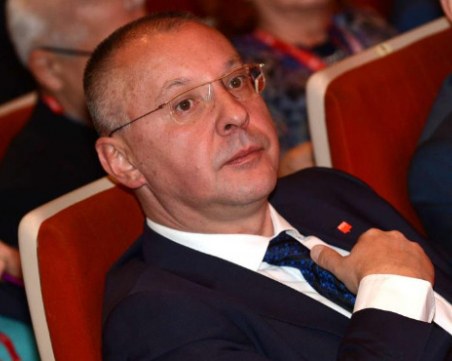 Станишев твърди: Никой не може да ме отстрани от БСП!