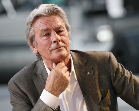 Ален Делон ще получи почетната награда 