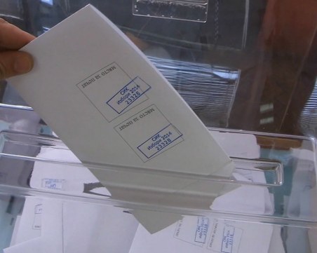 Фотофиниш за евровота: БСП с една десета пред ГЕРБ, мандатите 6:6