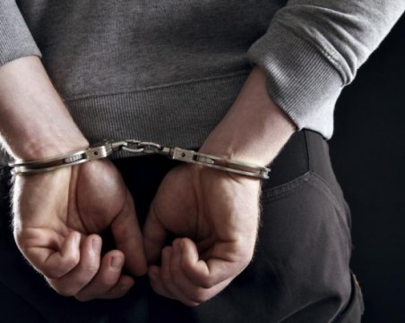 Млад мъж е задържан за изнасилване и убийство на 58-годишна жена