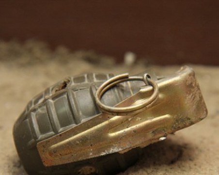 Обезвредиха стара граната до детска площадка в Харманли