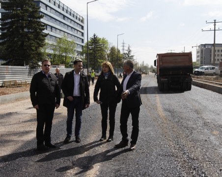 Още по-голямо задръстване по ул. 