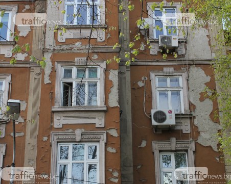 На Цветница София далеч не е цветна! Така изглежда част от центъра
