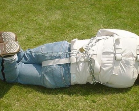 Тикнаха в психото управител на фирма - бил агресивен и опасен!