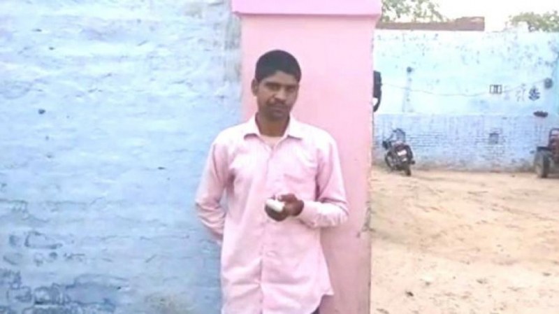 Индиец отряза пръста си след като гласува за грешната партия