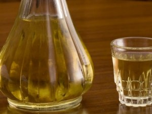 11-годишен изгълта половин литър от ракията на дядо си, изпадна в кома