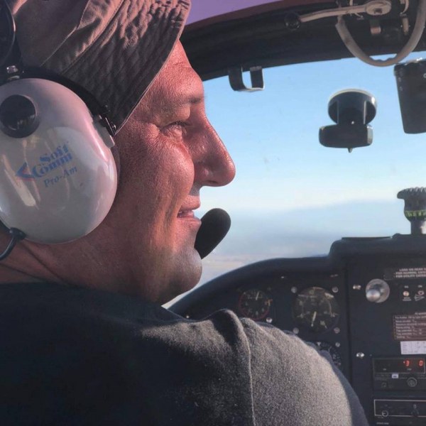 Загиналият пилот край Пловдив оставя жена и две деца