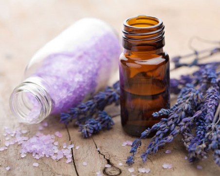 Ето какви са ползите от лавандуловото масло