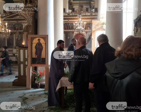 Пловдивчани препълниха църквите навръх Цветница